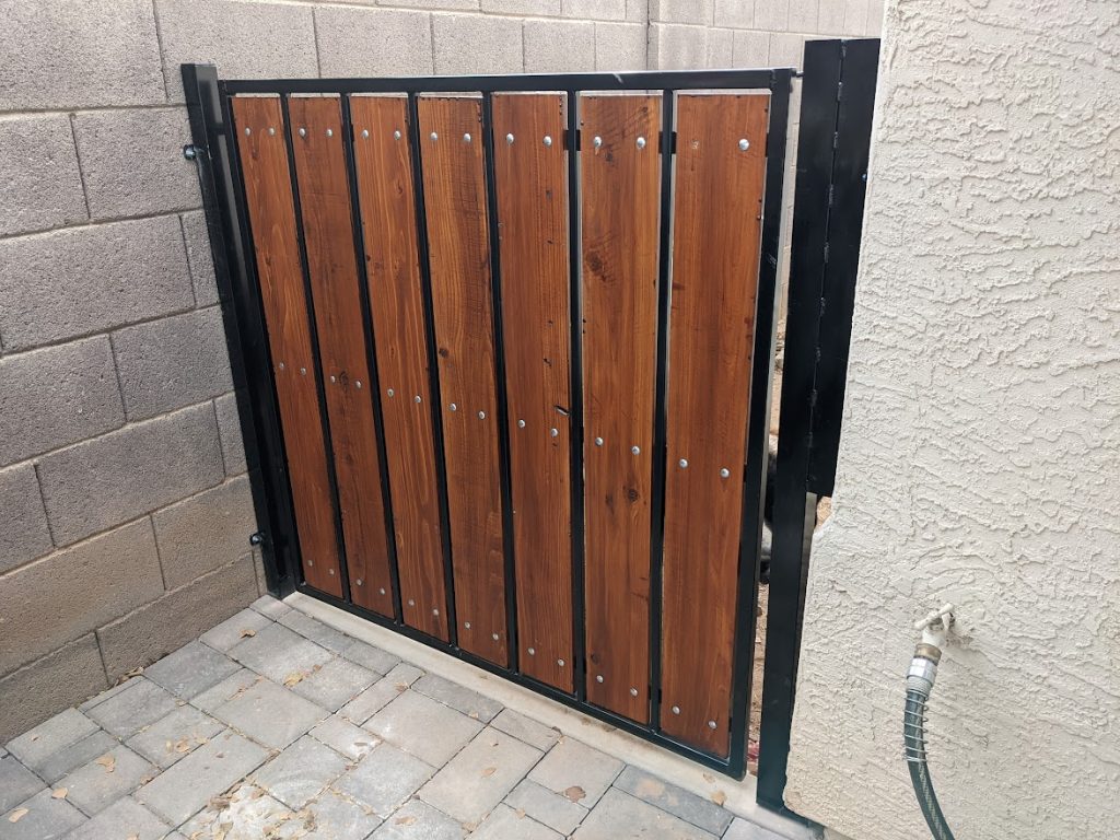 Custom Metal Dog Gate